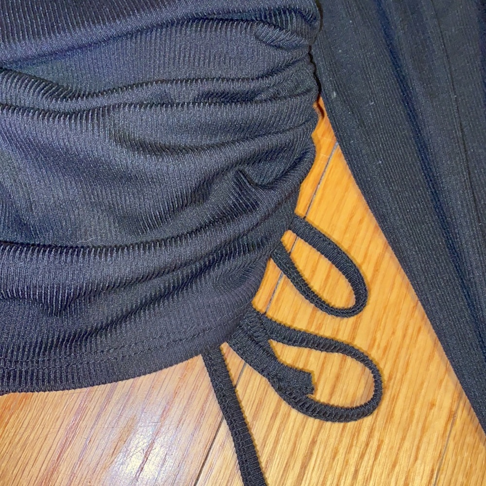 Black Ruched Top - Picture 3 of 6